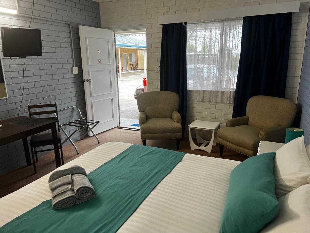 Jillaroo Motor Inn 格伦因尼斯 外观 照片